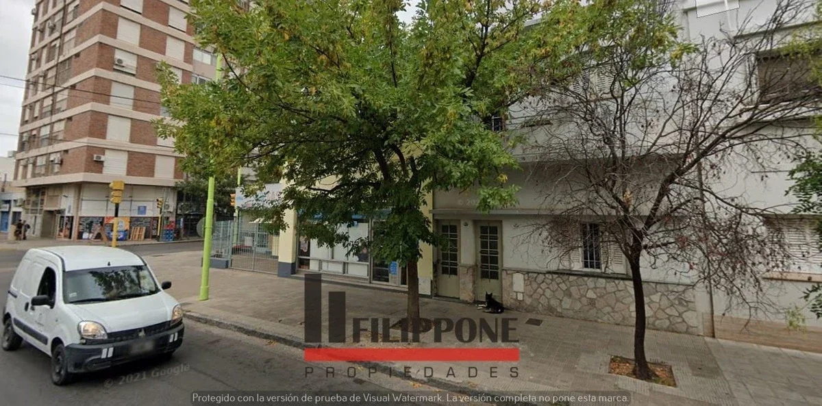 Gran Oportunidad de Inversión! - Casa de 4 dormitorios C/Cochera, Castelli 116 - Imagen 3