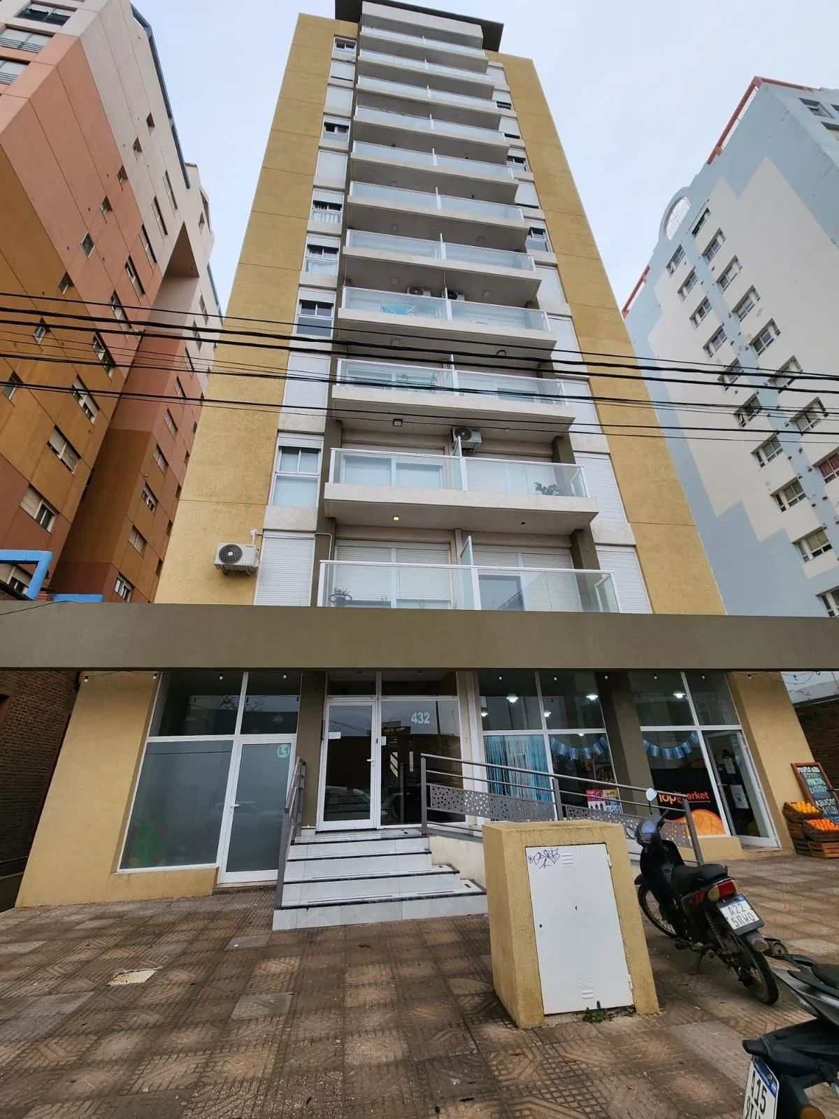 DEPARTAMENTO DE 1 DORMITORIO C/COCHERA EN B° UNIVERSITARIO - SALTA 432 - Imagen 1