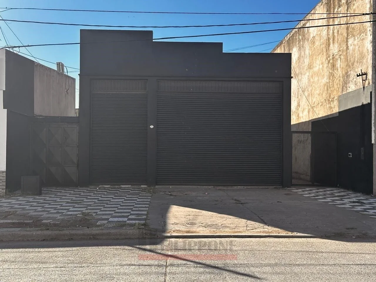 Salón + depósito en venta - Avenida Colón 2100 - Imagen 1