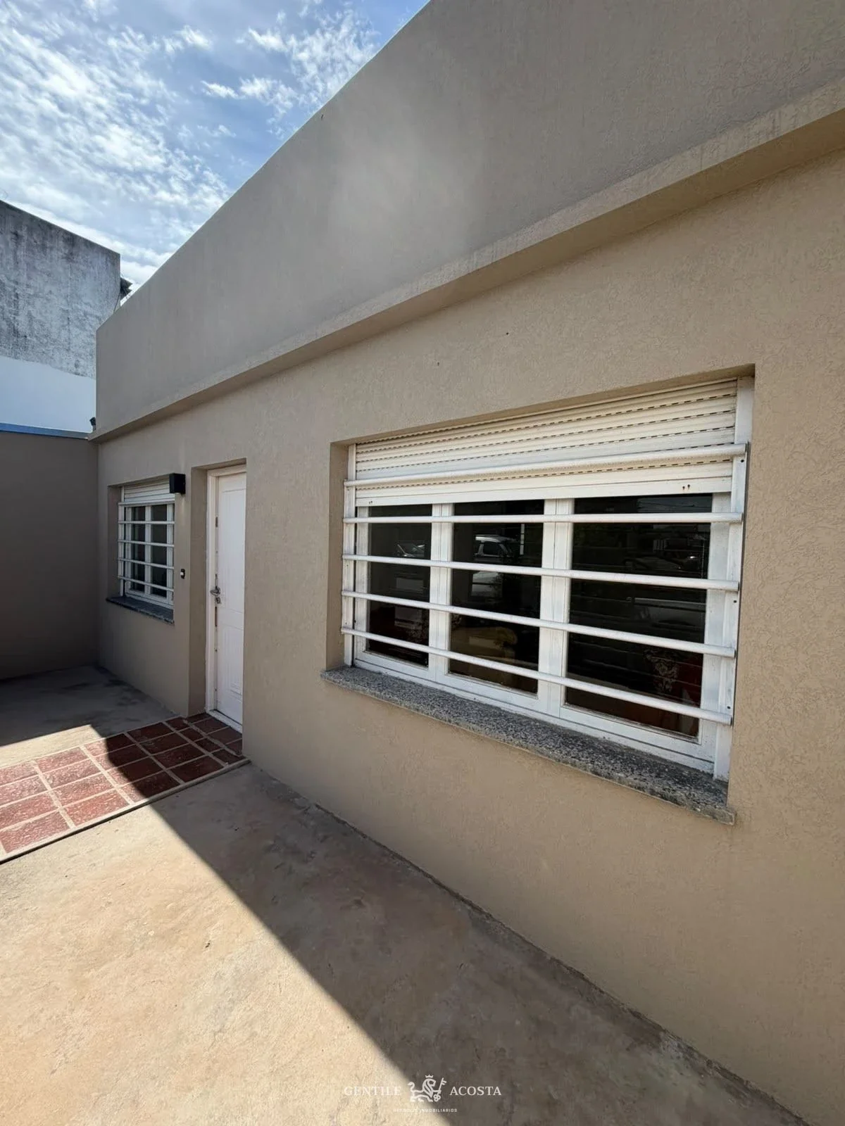 Casa en venta c/ cochera en Tandil - Imagen 3