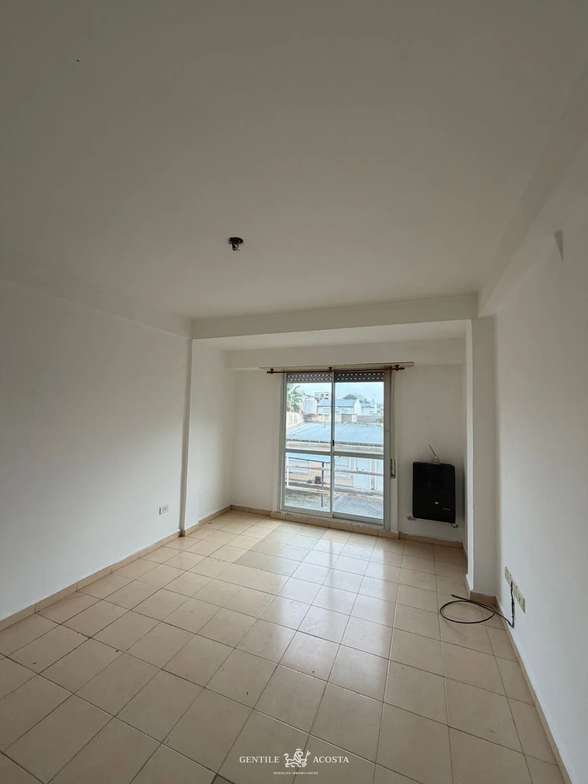 Departamento en alquiler c/ cochera en Tandil - Imagen 2
