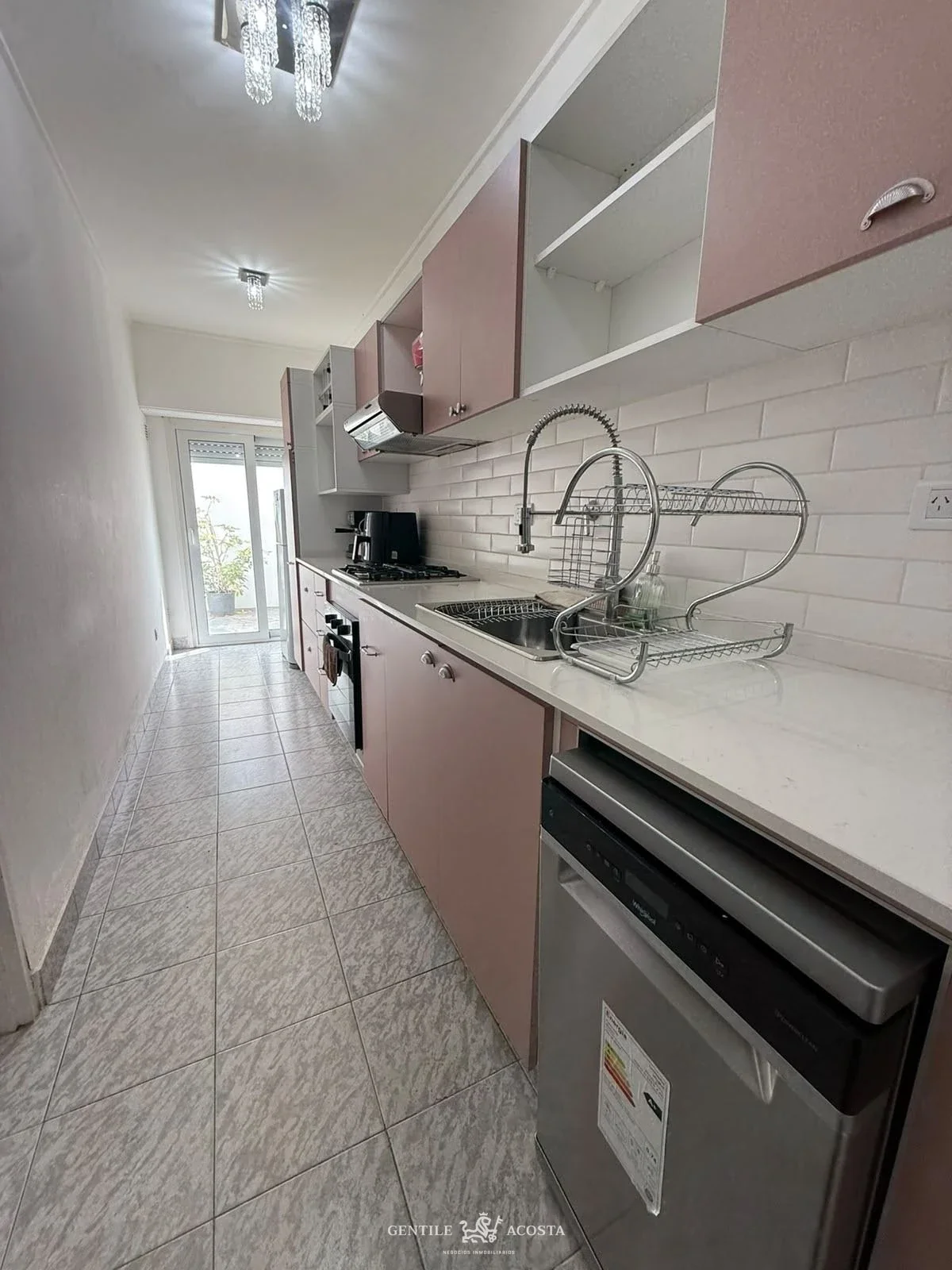 Departamento en alquiler c/ cochera en Tandil - Imagen 5