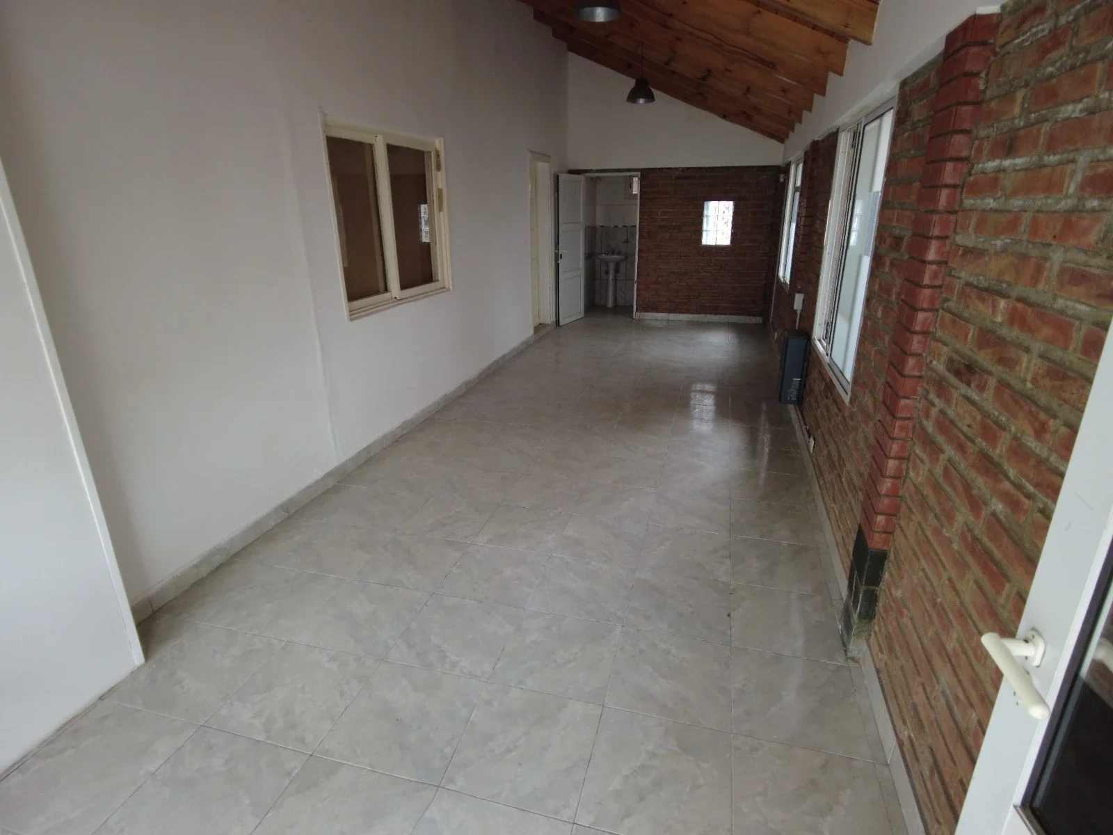 ALQUILER - LOCAL - PUNTA ALTA - Imagen 5