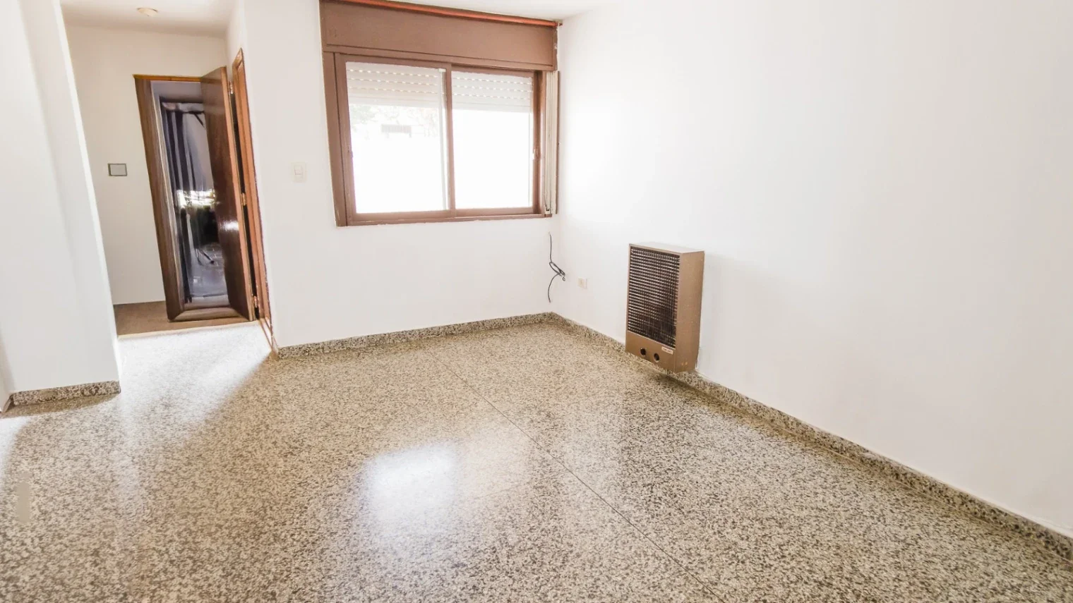 VENTA - CASA - 3 DORMITORIOS - PUNTA ALTA - Imagen 5
