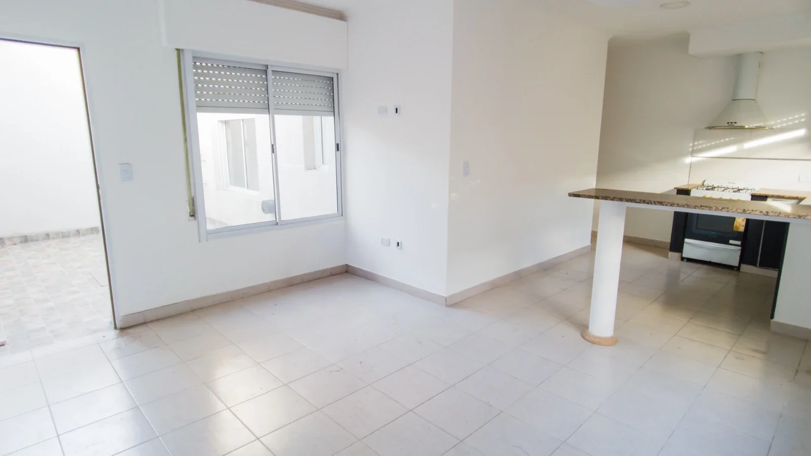 ALQUILER - DEPARTAMENTO - 1 DORMITORIO - PUNTA ALTA - Imagen 2