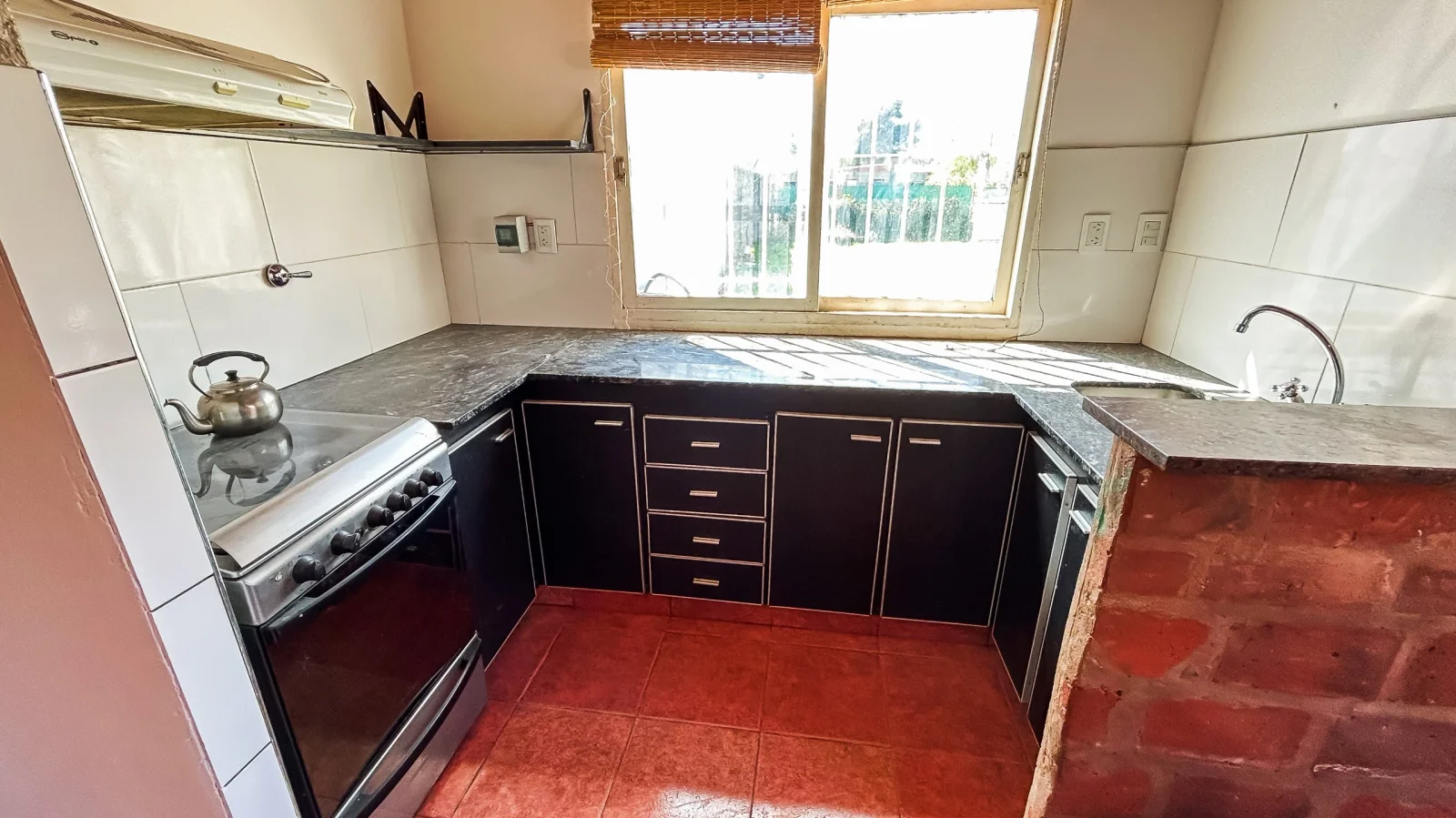 ALQUILER - CASA - 1 DORMITORIO - BAHIA BLANCA - Imagen 3