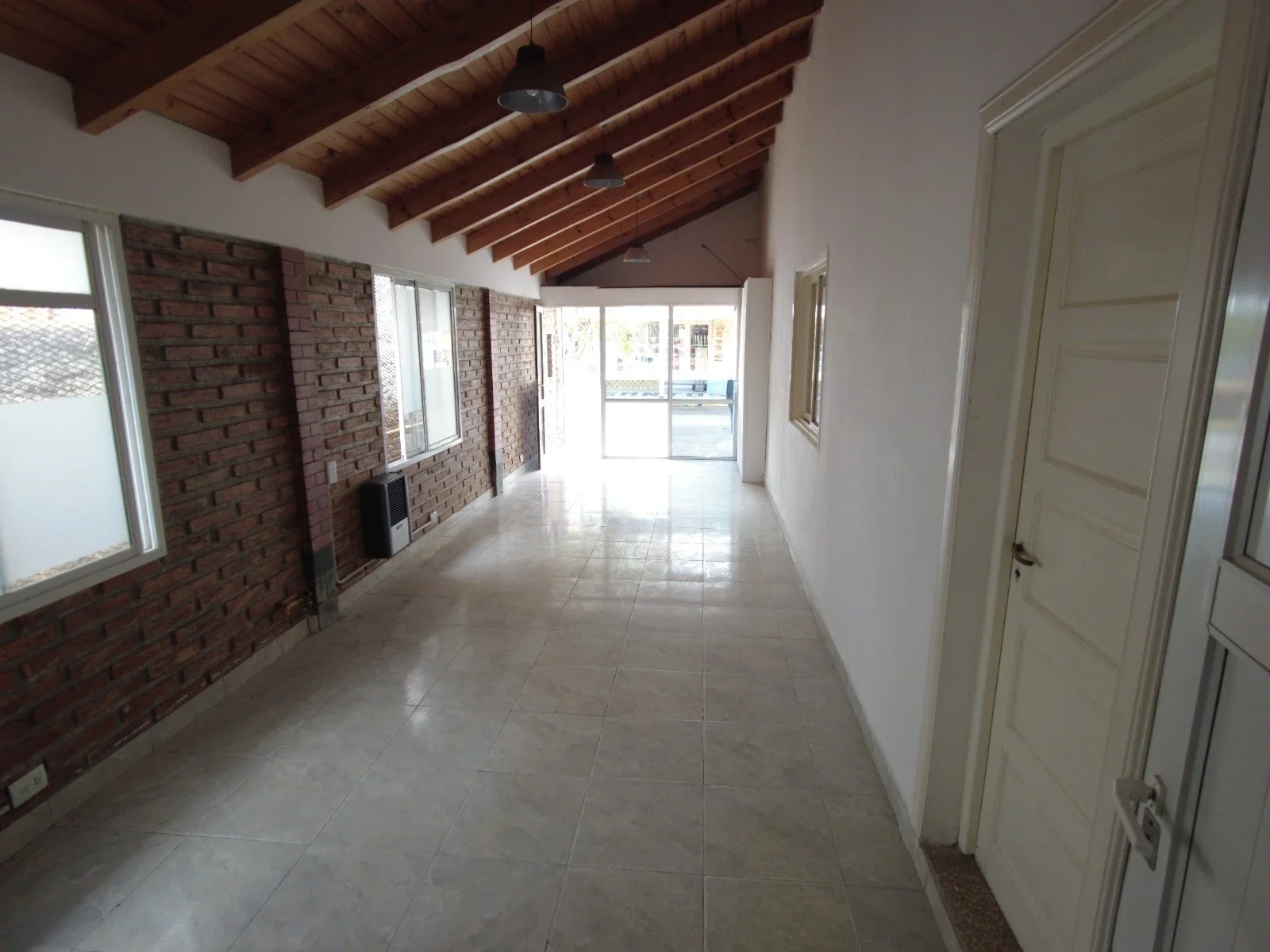 ALQUILER - LOCAL - PUNTA ALTA - Imagen 4