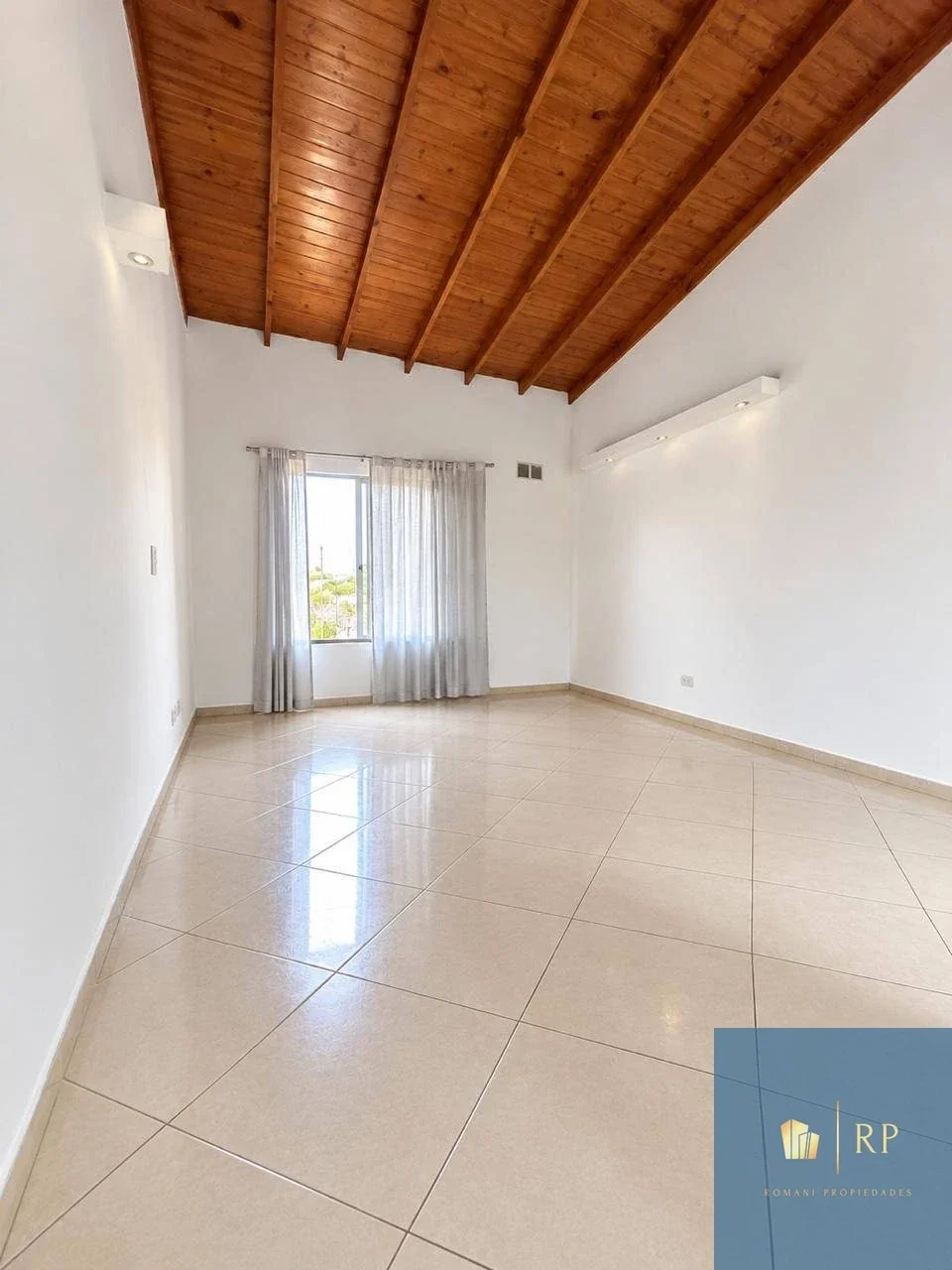 Hermoso Monoambiente en Villa Luzuriaga de 30 Mts - Imagen 2
