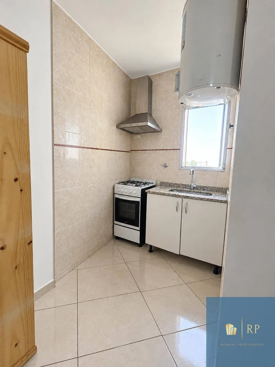 Hermoso Monoambiente en Villa Luzuriaga de 30 Mts - Imagen 3