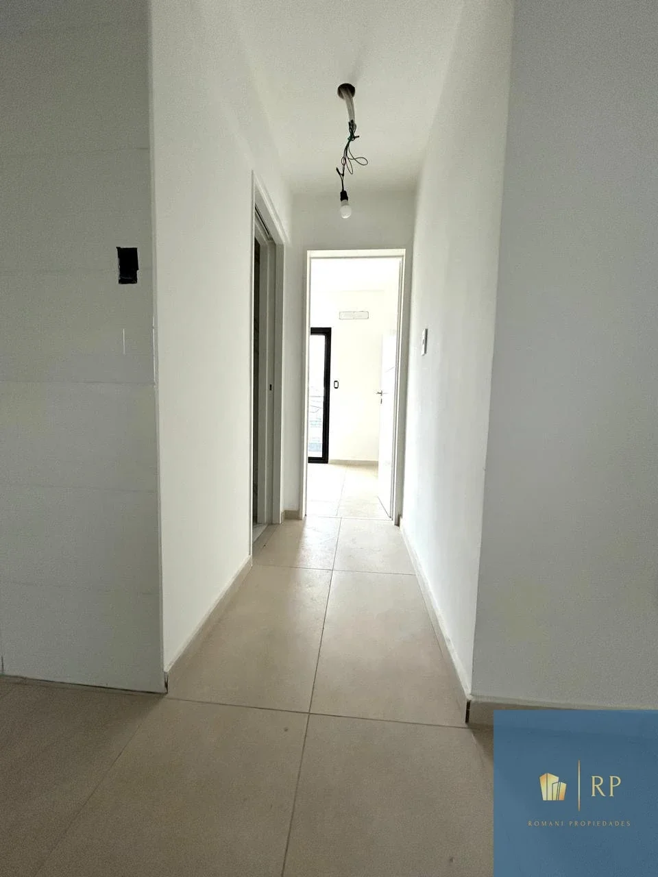 Hermoso departamento de 2 ambientes en Lomas del Mirador - Imagen 4