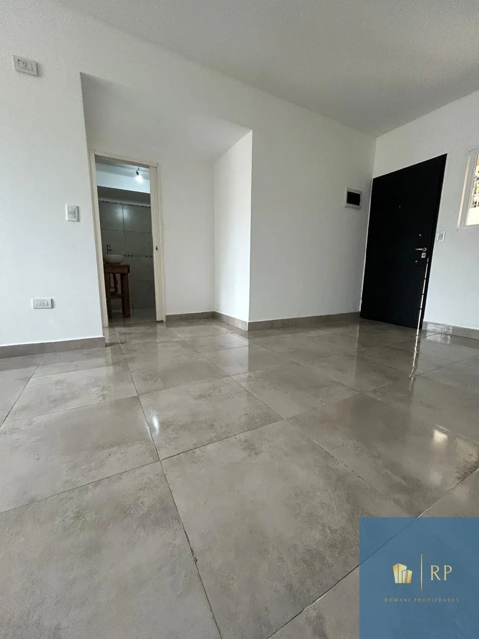 Hermoso Departamento de 2 ambientes en Lomas del Mirador - Imagen 4