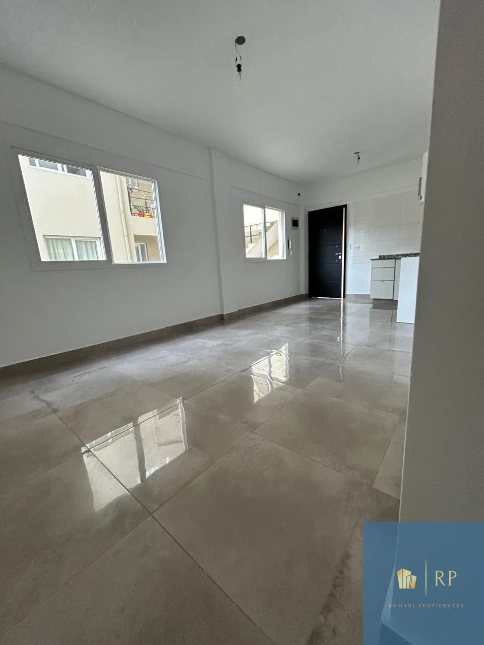 Hermoso Departamento de 2 ambientes en Lomas del Mirador - Imagen 1