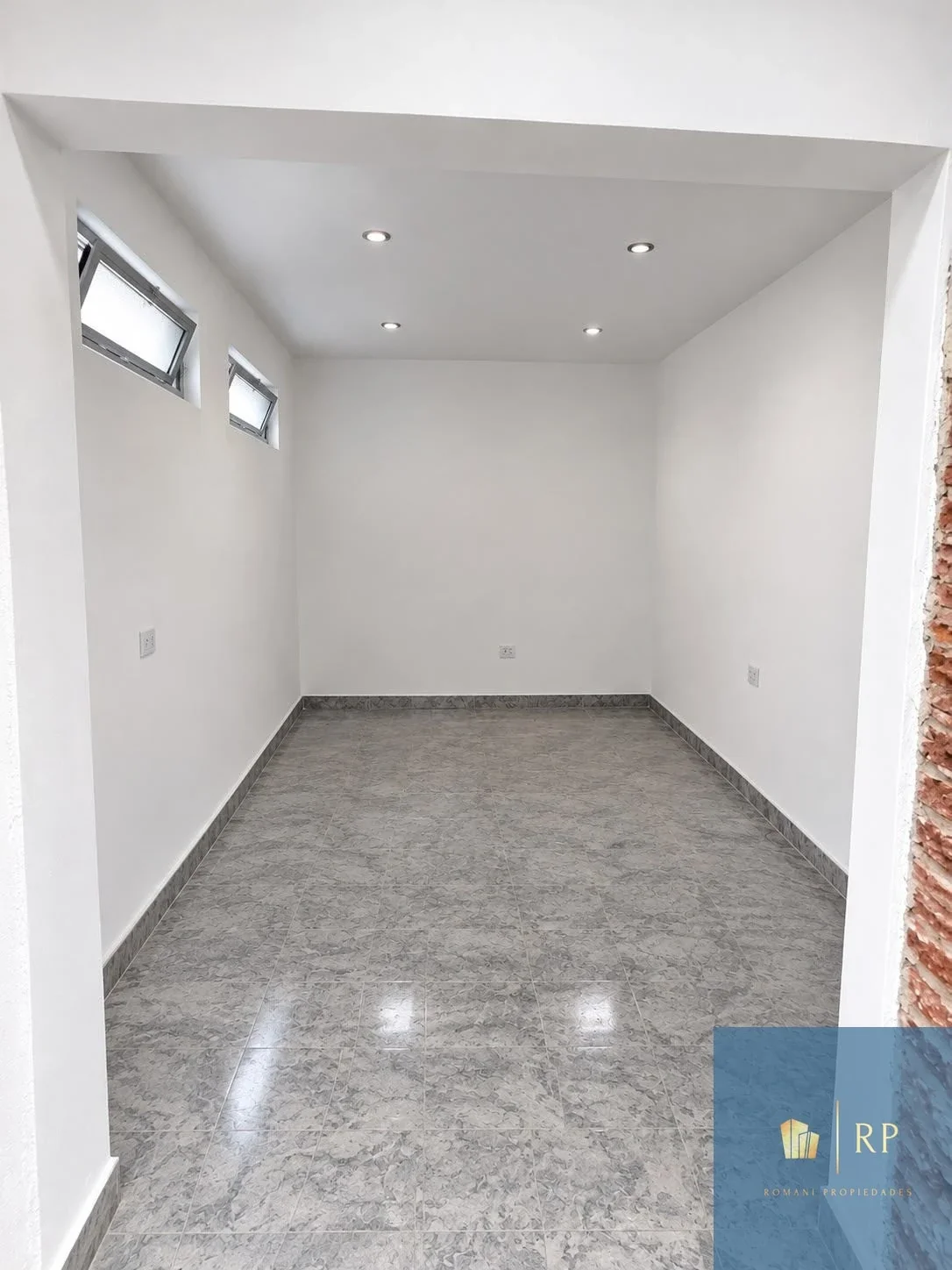 Depósito en alquiler de 92m2 ubicado en San Justo - Imagen 3