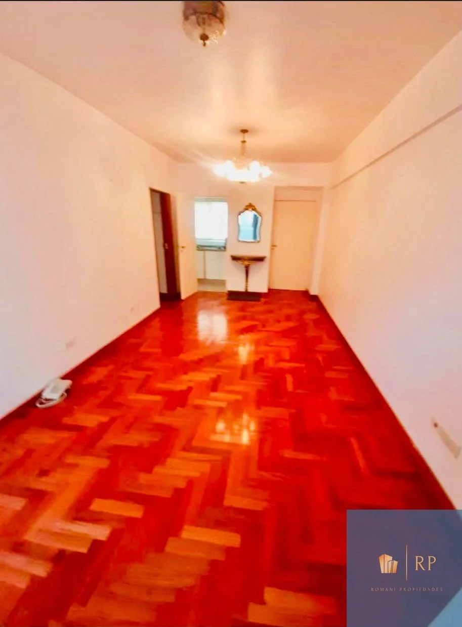 Impecable departamento al frente de 2 ambientes c/ cochera en Palermo - Imagen 1