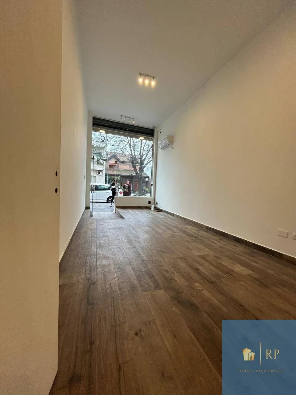 Local comercial en alquiler ubicado en Villa Devoto - Imagen 2
