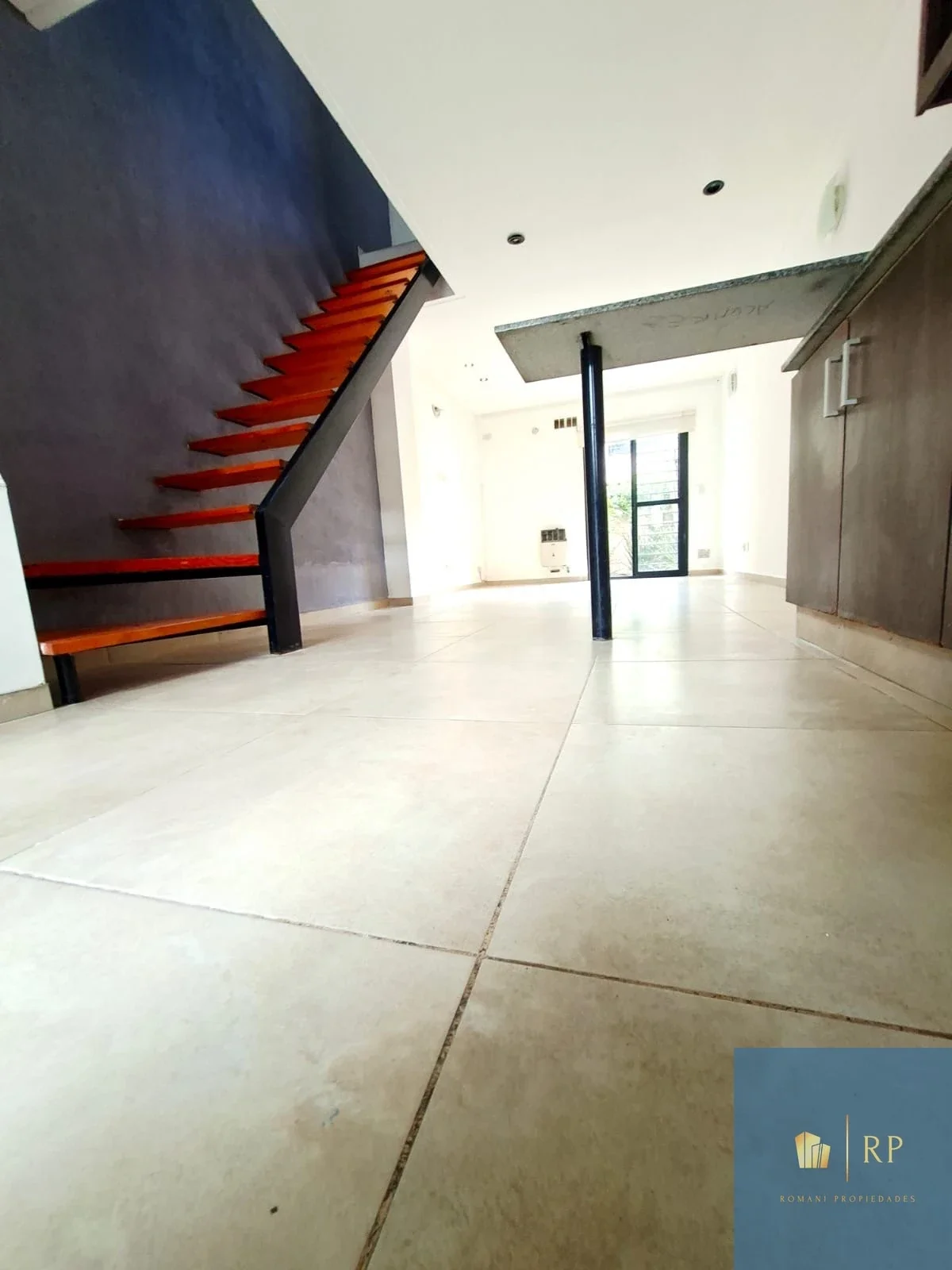 Espectacular Dúplex en Castelar de 50 Mts - Imagen 2