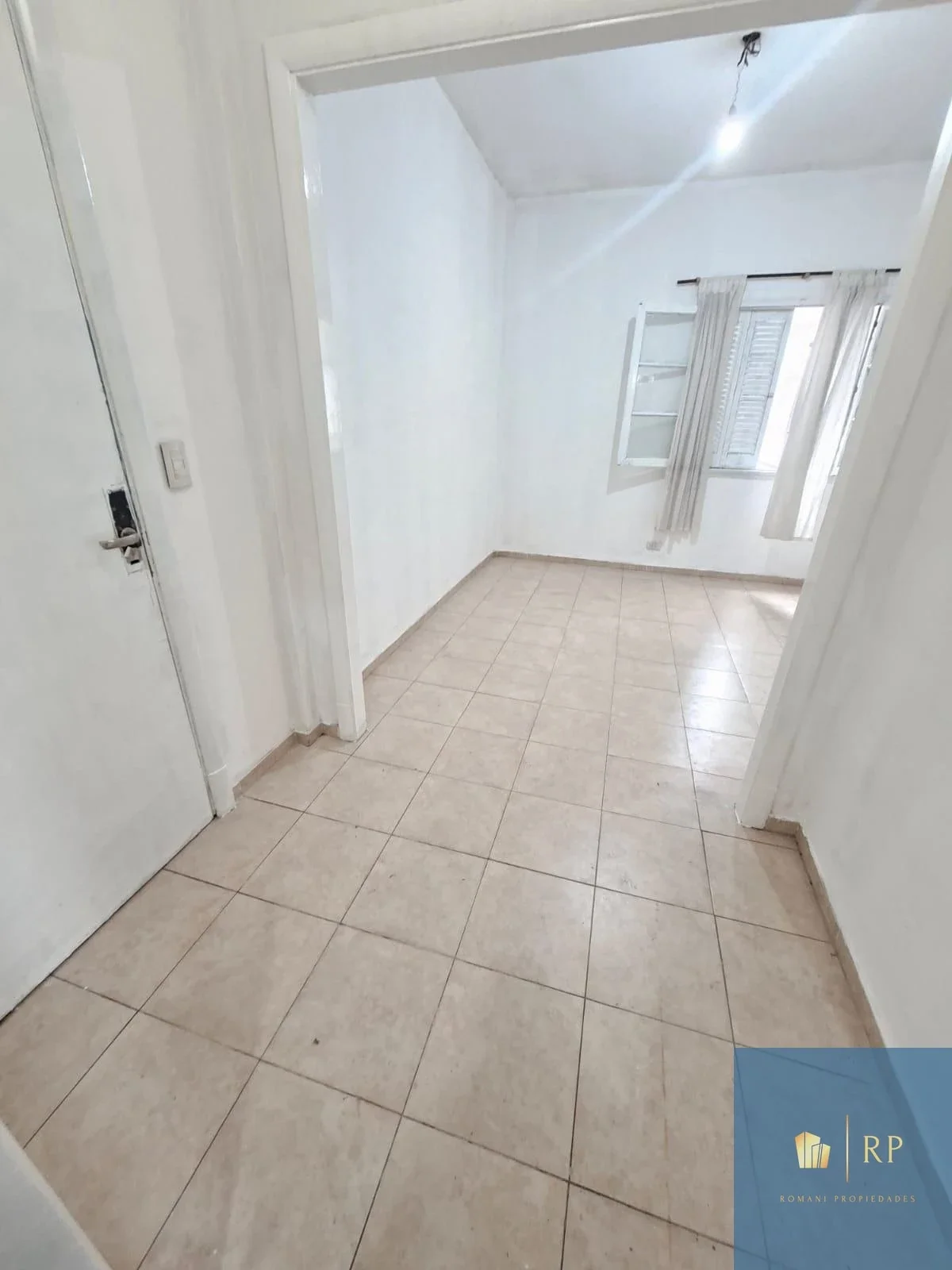 Lindo Departamento de 2 ambientes en Parque Chacabuco - Imagen 2