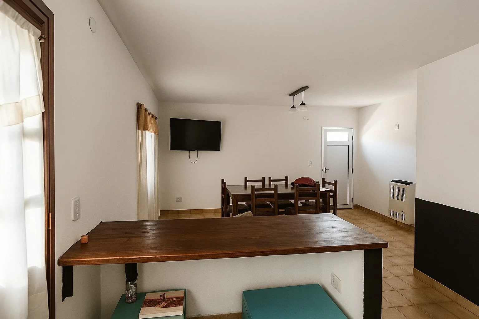 Casa en venta c/ cochera en Coronel Dorrego - Imagen 2