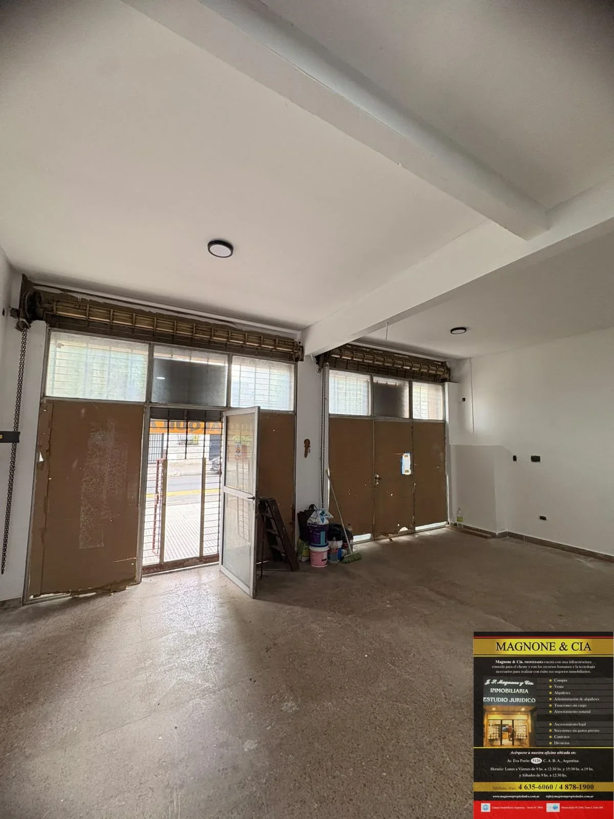 Local comercial en alquiler ubicado en Parque Avellaneda - Imagen 1