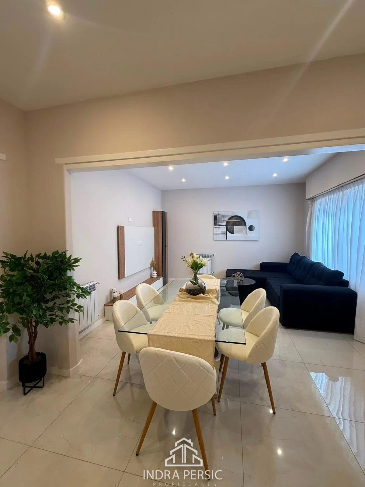 VENTA Chalet tipo PH La Perla Mar del Plata 4 ambientes con garaje - Imagen 4