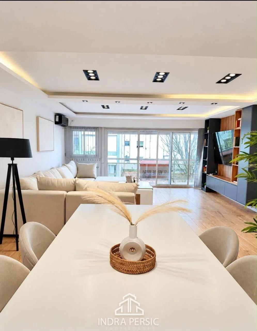 VENTA departamento Plaza Mitre Mar del Plata 4 ambientes con cochera - Imagen 1