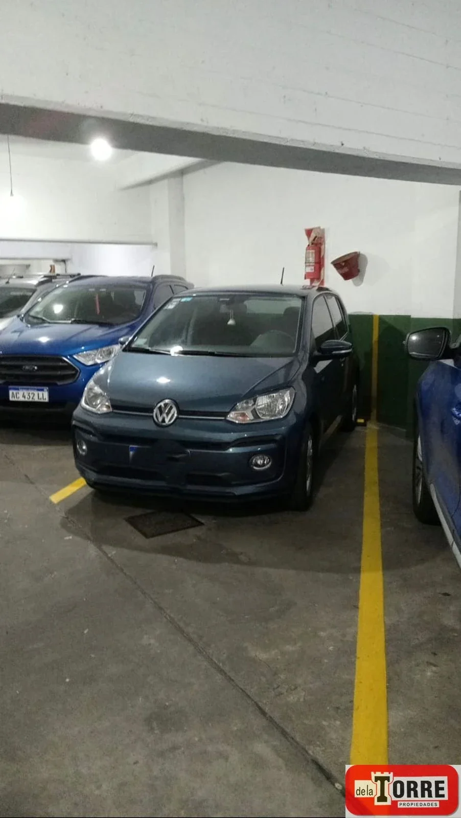 Cocheracubierta  en venta sobre Av. Caseros al 2300 en Parque Patricios - Imagen 3