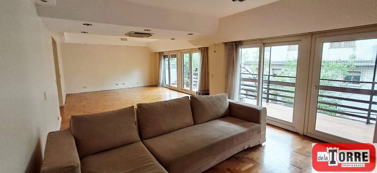 Esplendido piso en venta c/ cochera en Parque Patricios - Imagen 5
