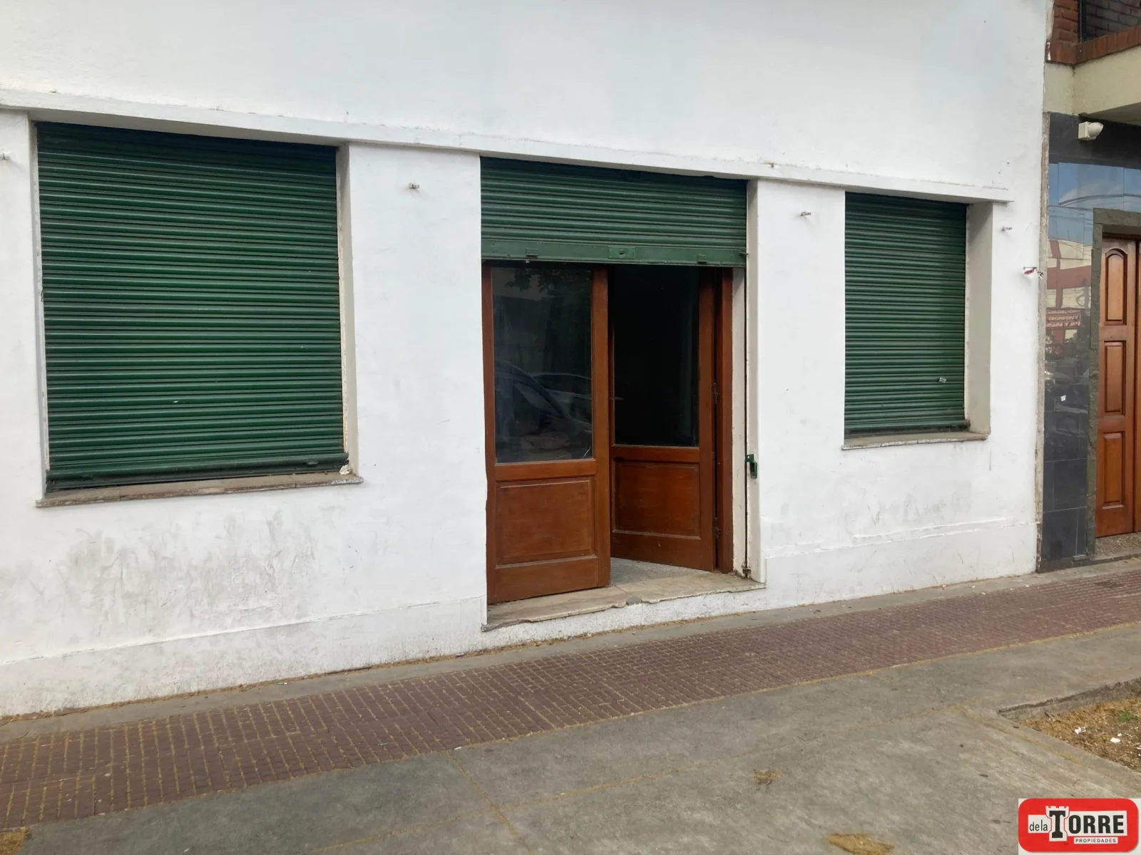 Local comercial en alquiler ubicado en Parque Patricios - Imagen 1