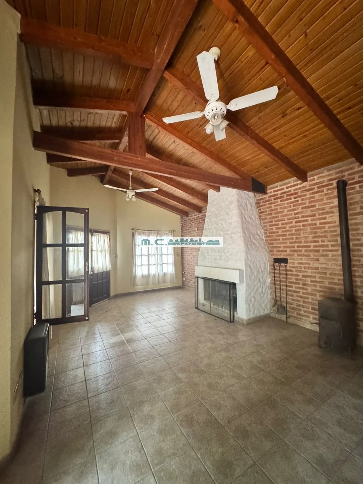 SAN ANTONIO DE ARREDONDO. ALQUILER ANUAL. CASA DOS PL. 3 DORM. AMPLIA GALERIA - Imagen 2