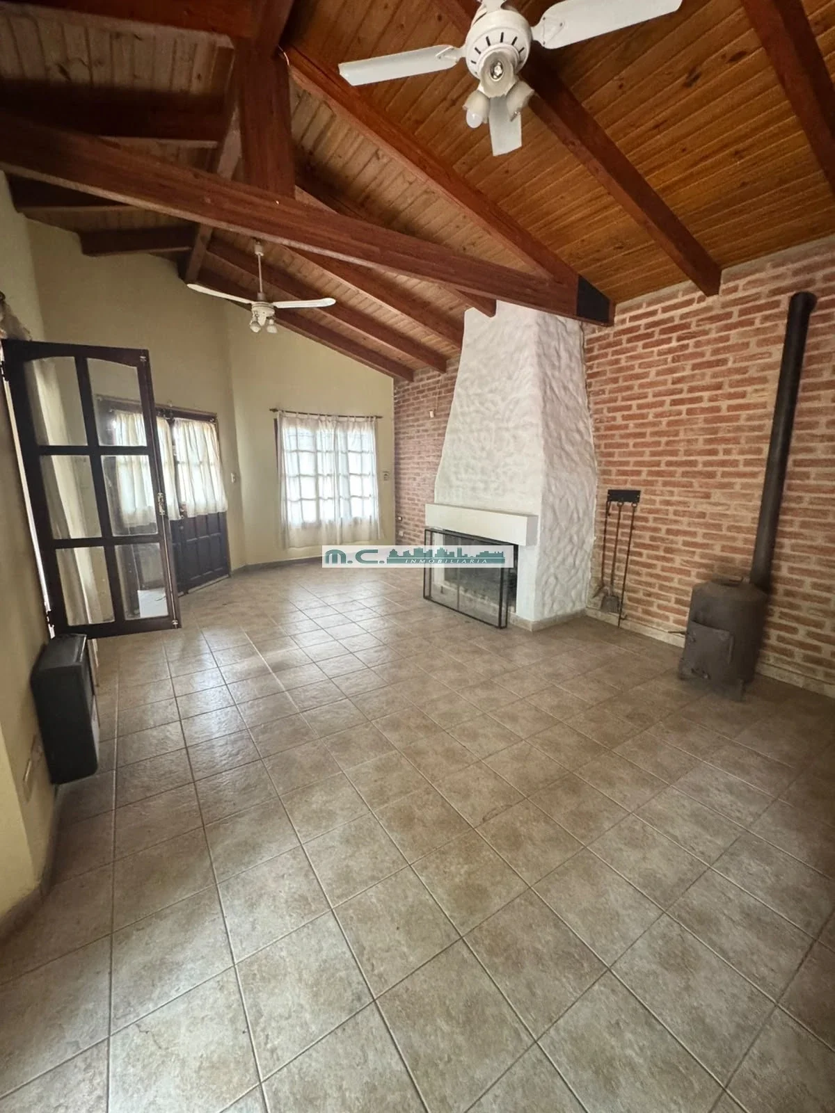 SAN ANTONIO DE ARREDONDO. ALQUILER ANUAL. CASA DOS PL. 3 DORM. AMPLIA GALERIA - Imagen 4