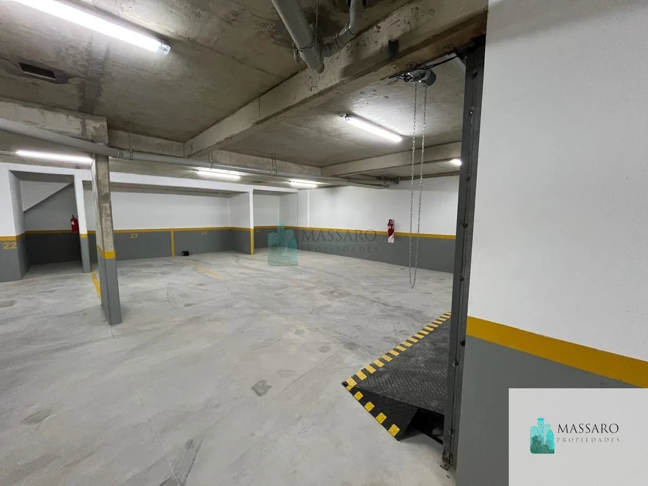 Cochera a la venta en edificio a estrenar, Floresta. - Imagen 4