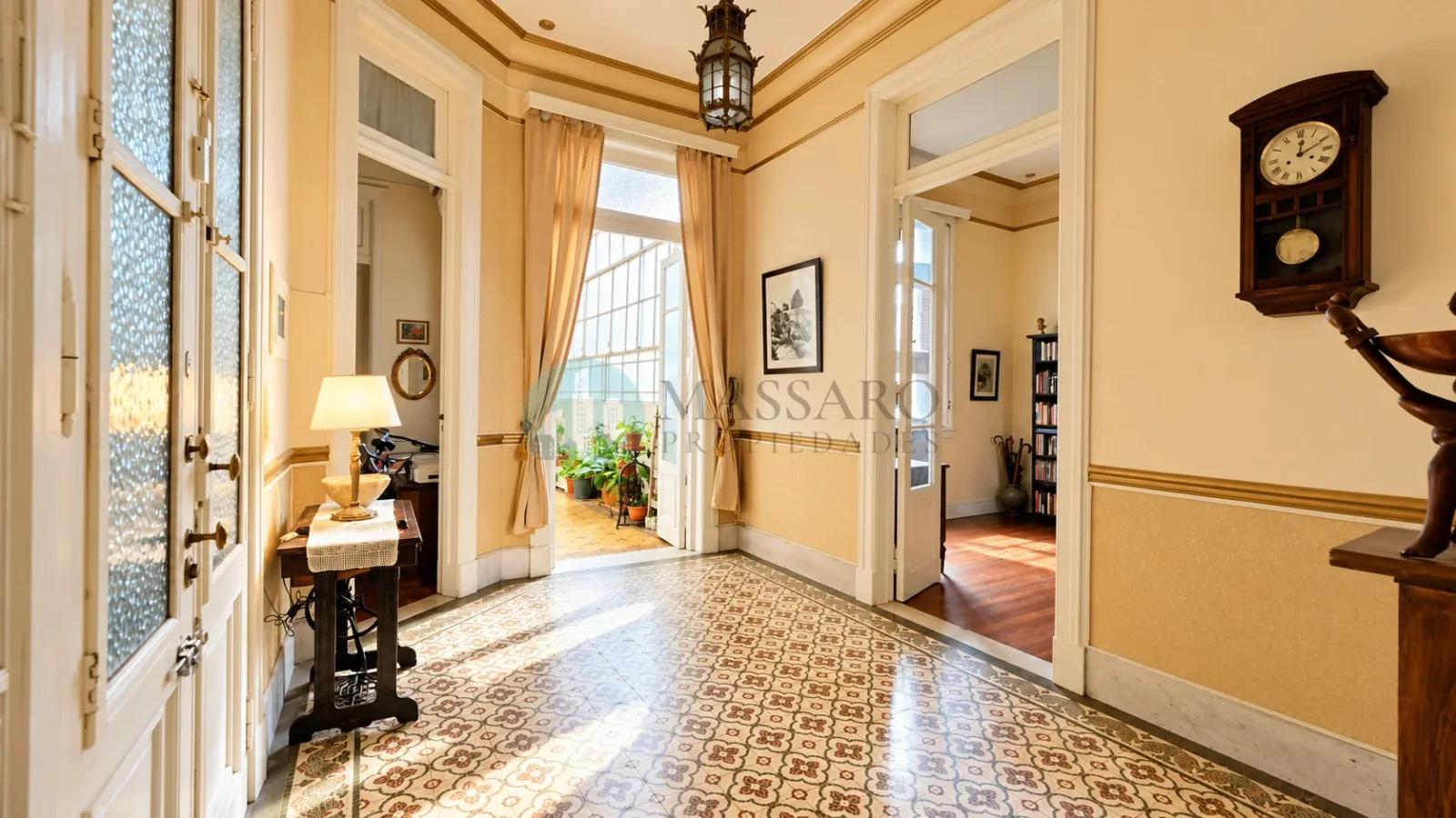 Exclusivo piso de 7 ambientes con balcón y cochera, balvanera. - Imagen 4