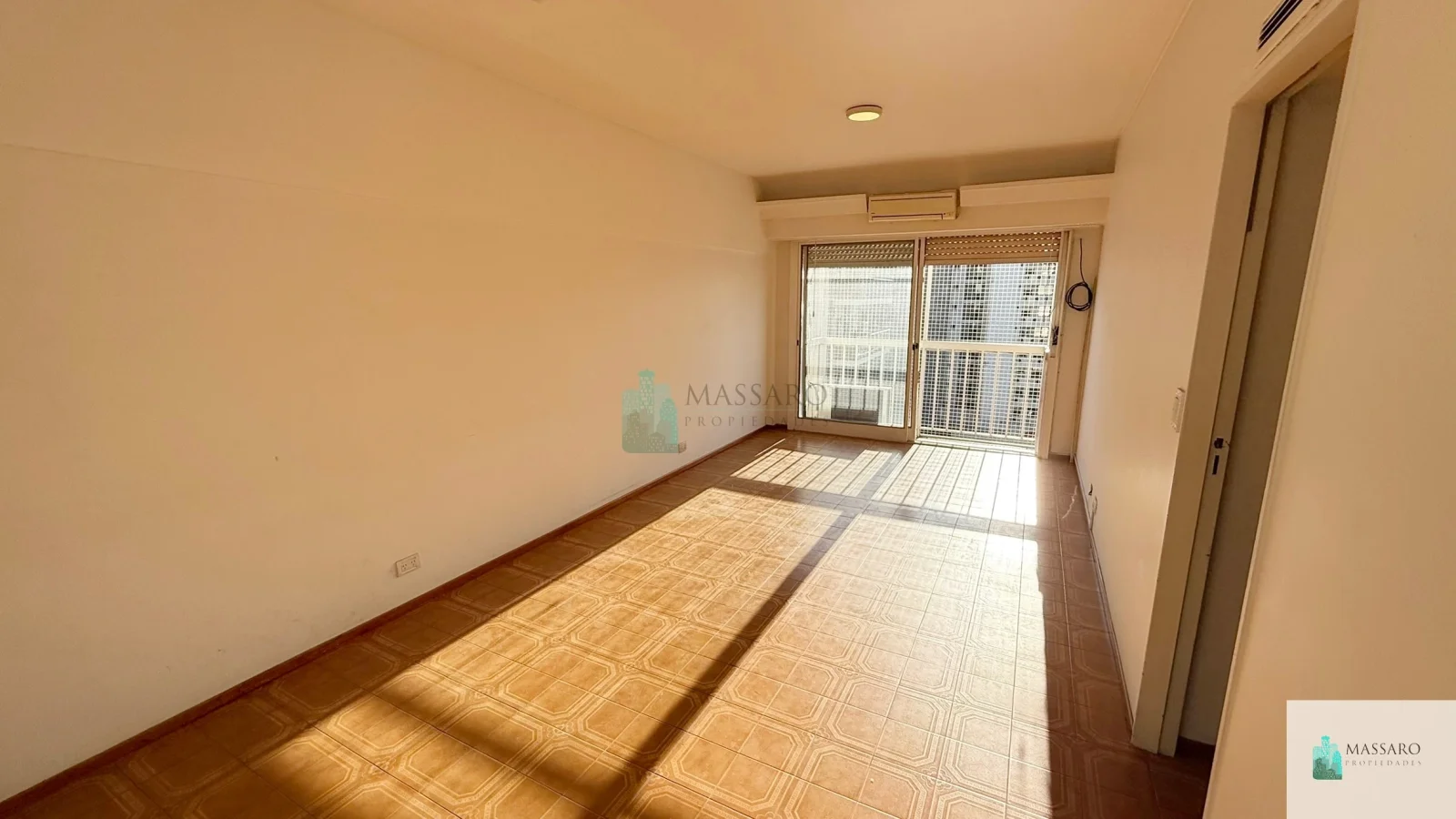 Departamento 4 ambientes en alquiler, Villa Luro. - Imagen 1