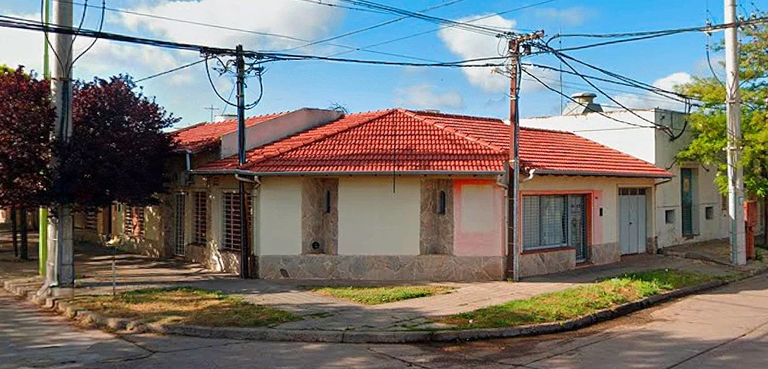 Casa en venta c/ cochera en Pacífico - Imagen 1