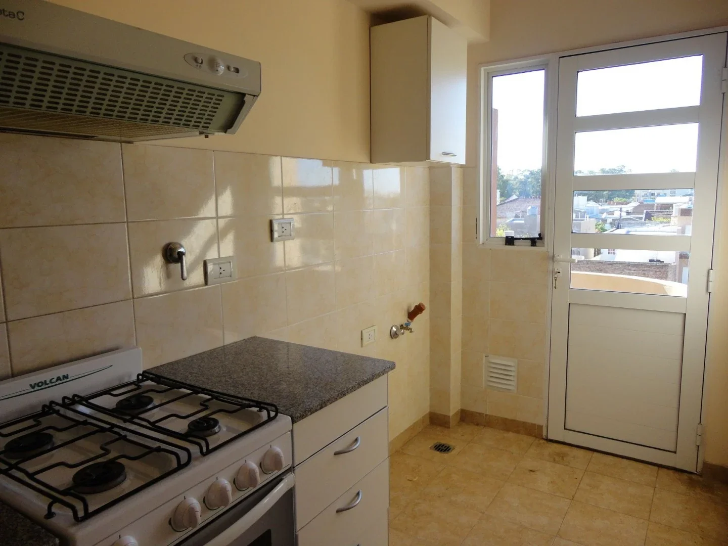 Departamento en alquiler en San Cayetano - Imagen 3