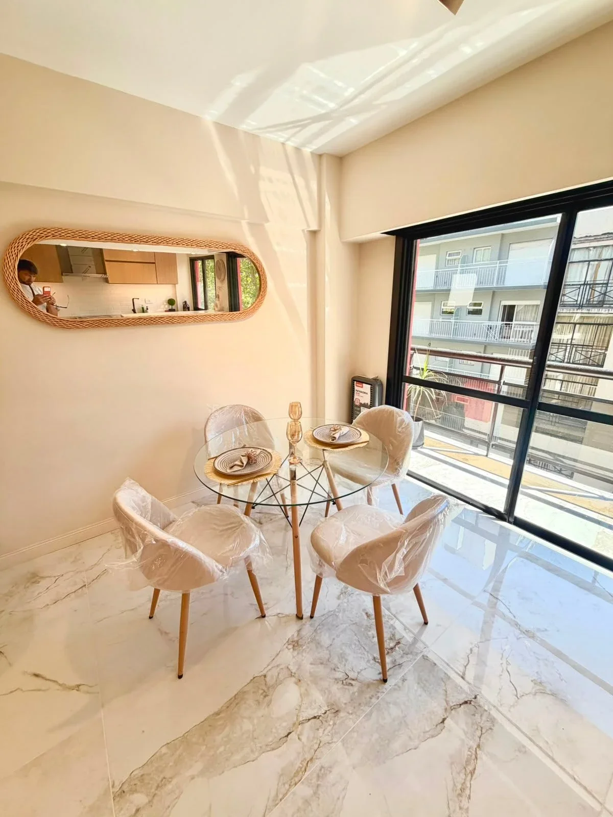 Departamento de 2 Ambientes reciclado al Frente - Imagen 4