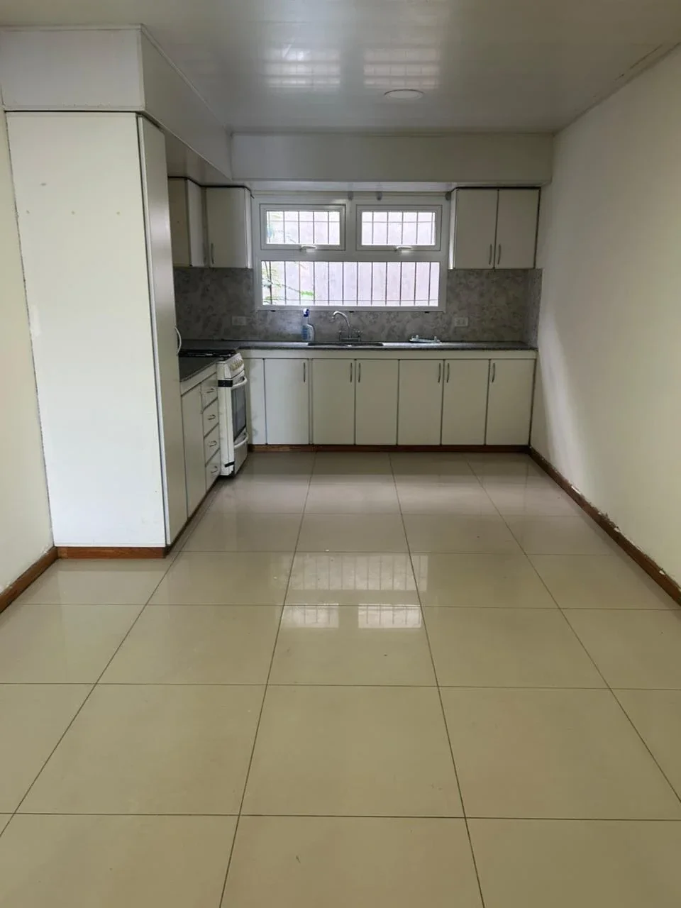 Dúplex en alquiler c/ cochera en Peralta Ramos Oeste - Imagen 3