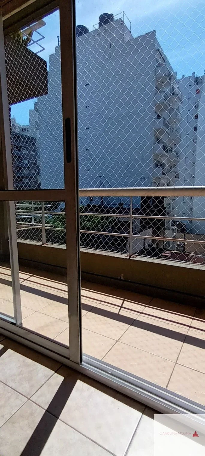 Departamento en alquiler en Flores - Imagen 2