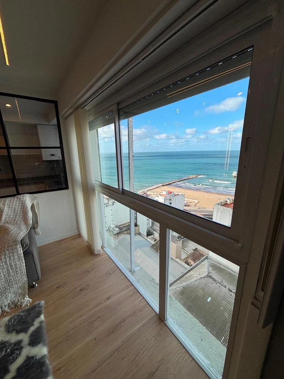 Venta Departamento 3 ambientes con Vista al Mar. Punta Iglesia - Imagen 4