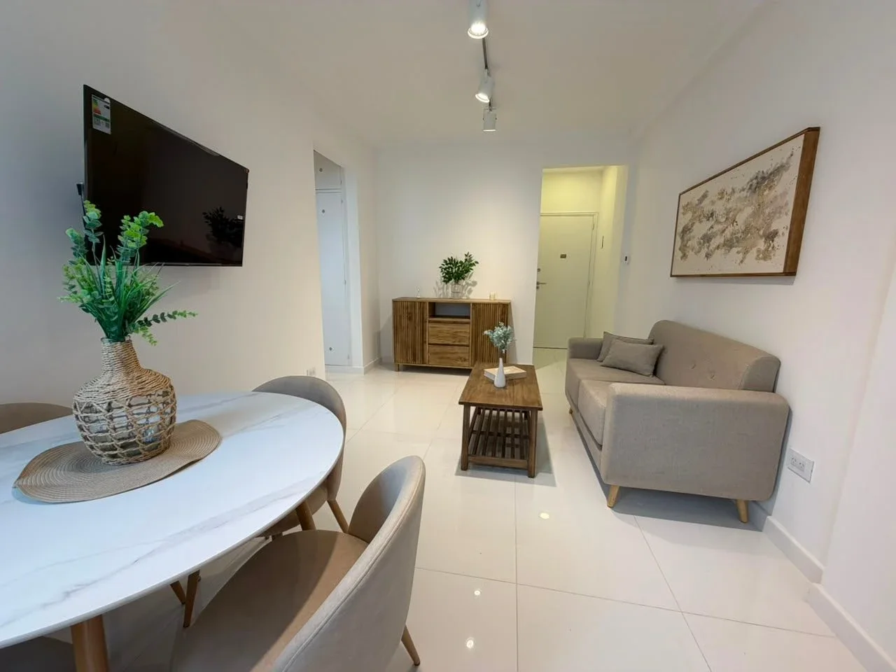 Venta Departamento 2 ambientes con Balcón. Zona Plaza Colón - Imagen 2