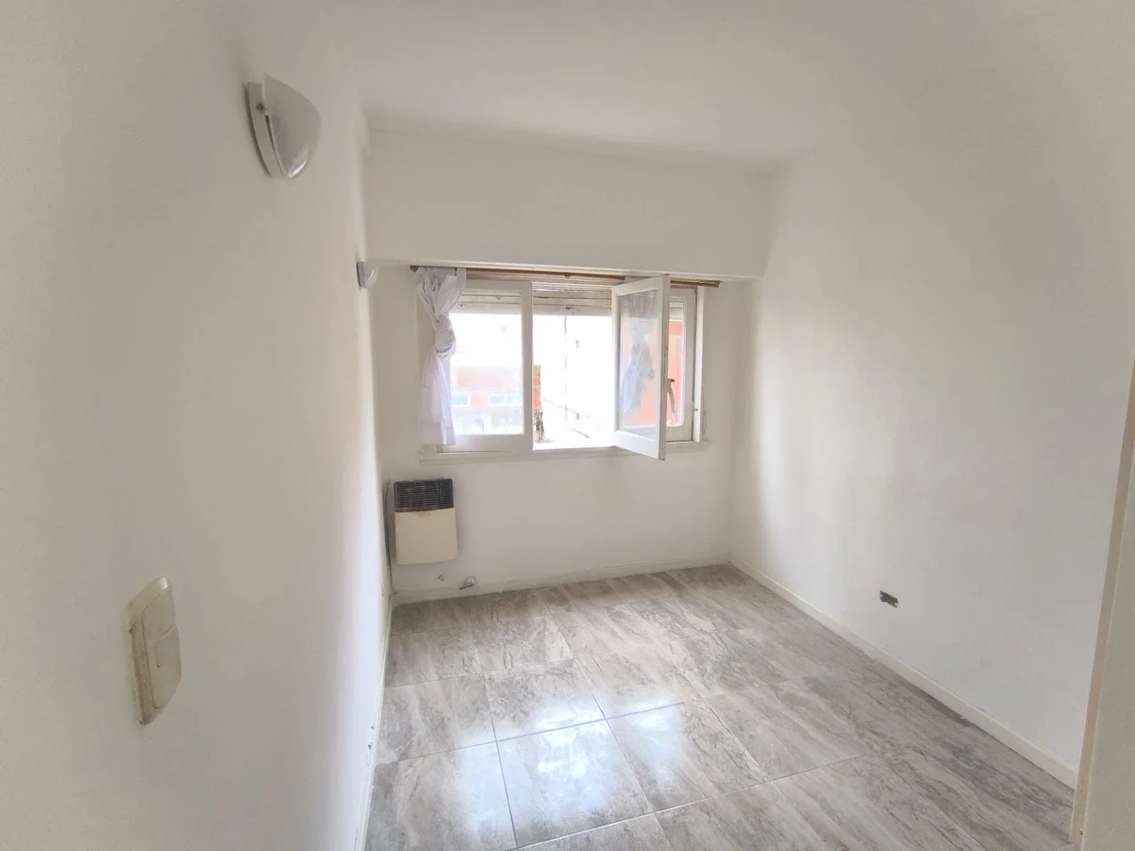Alquiler 24 meses. Departamento 1 ambiente desplazado. Zona centro - Imagen 3