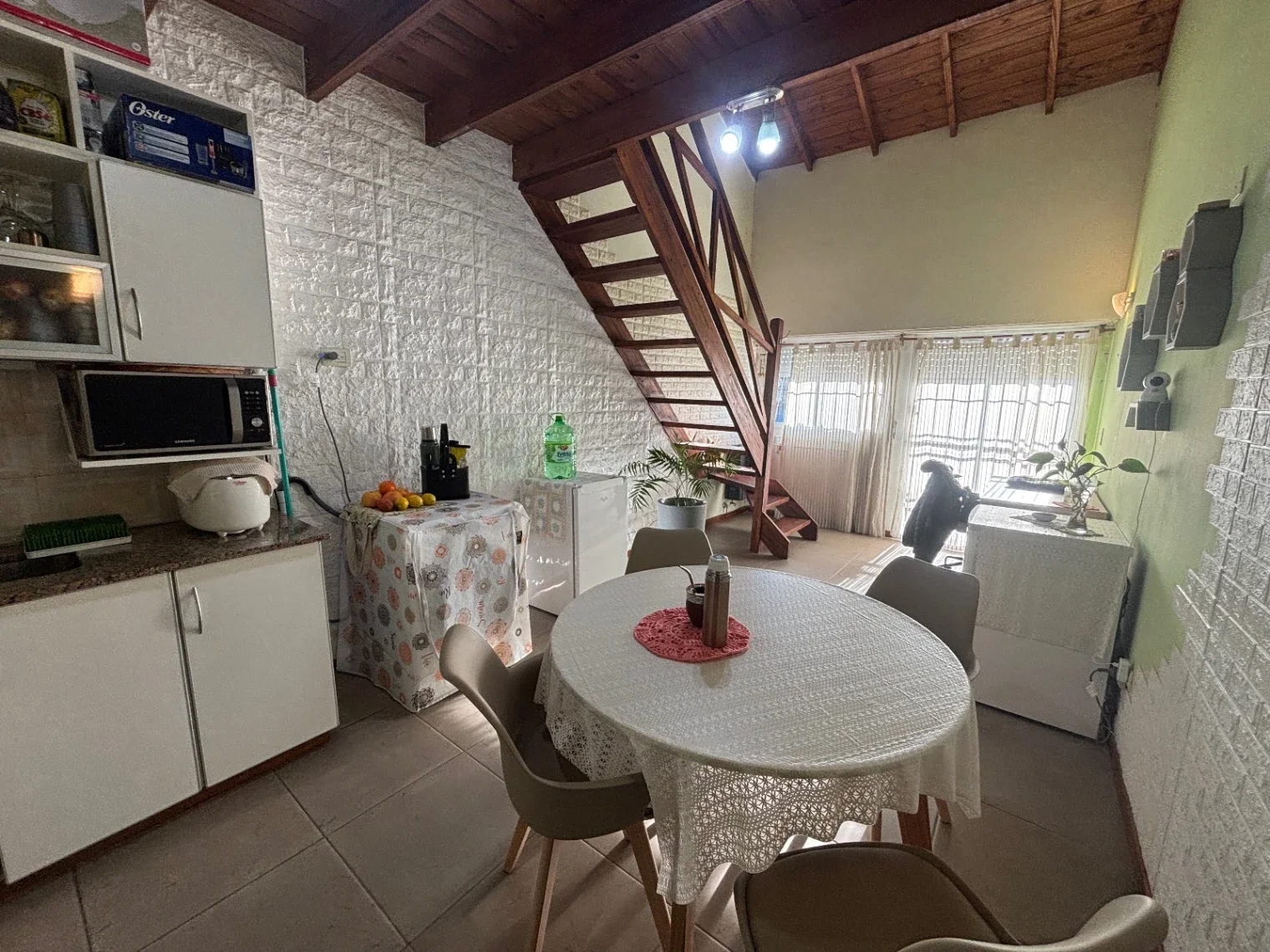 Venta PH 2 ambientes y Medio. Balcón al frente. San Cayetano - Imagen 3