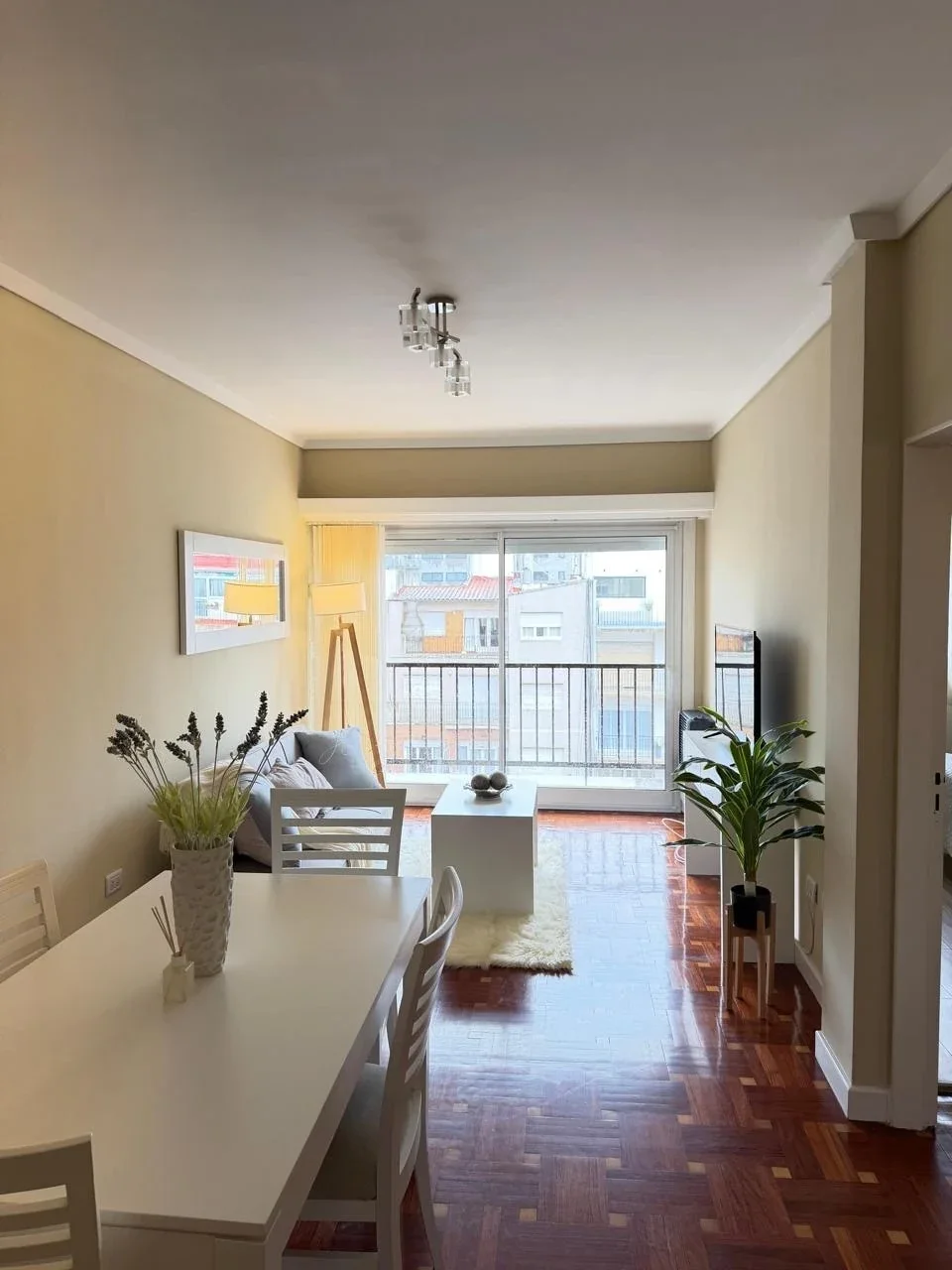 Venta Departamento 3 ambientes con Balcón. Zona Centro - Imagen 4