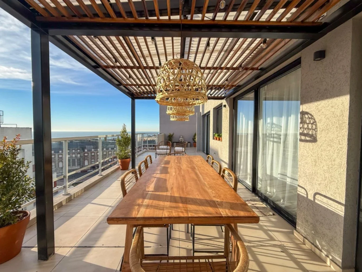 Venta Semipiso 3 ambientes con Terraza y Vista al Mar. Edificio Noveccento. - Imagen 1