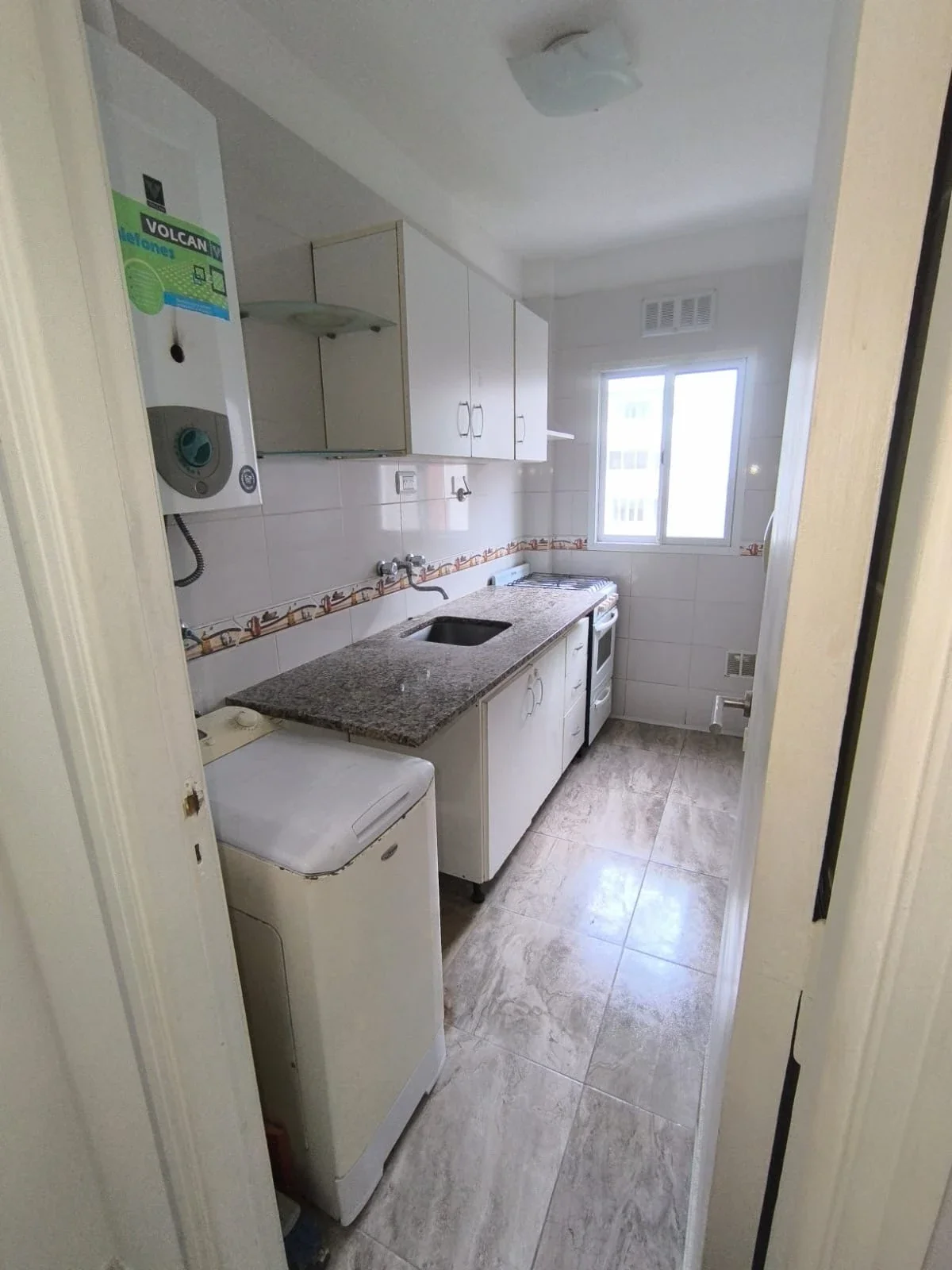Alquiler 24 meses. Departamento 1 ambiente desplazado. Zona centro - Imagen 5