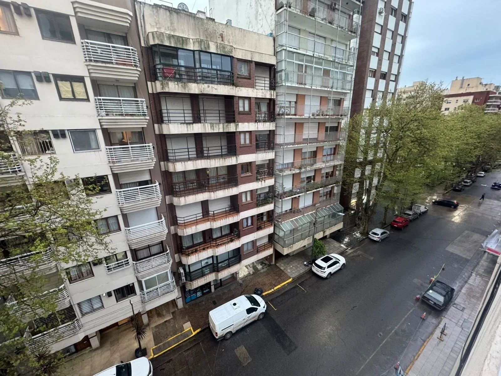 Venta Departamento 1 ambiente a la calle. Zona Chauvin - Imagen 2