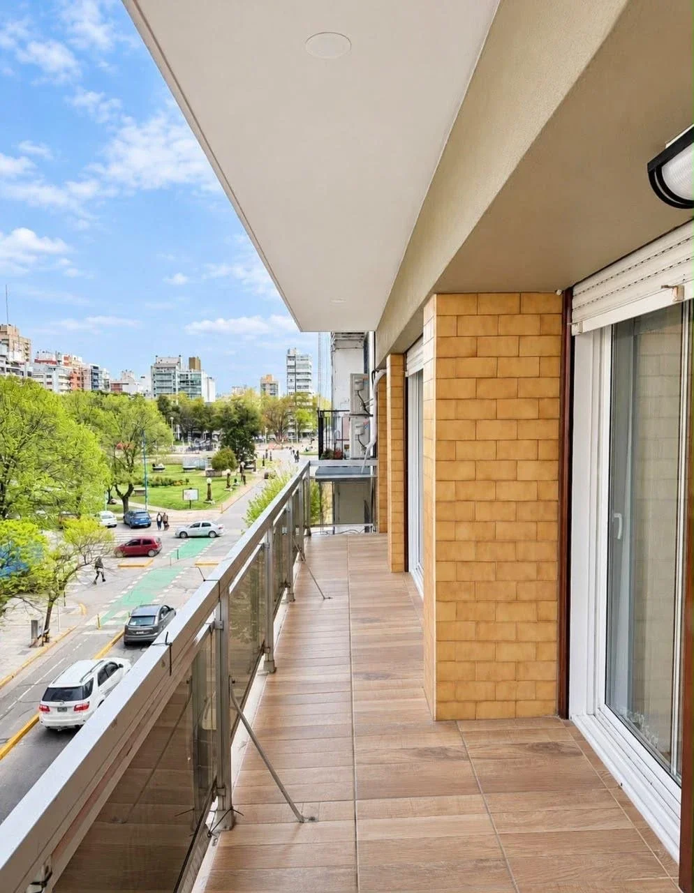 Departamento en venta c/ cochera en Plaza Mitre - Imagen 3