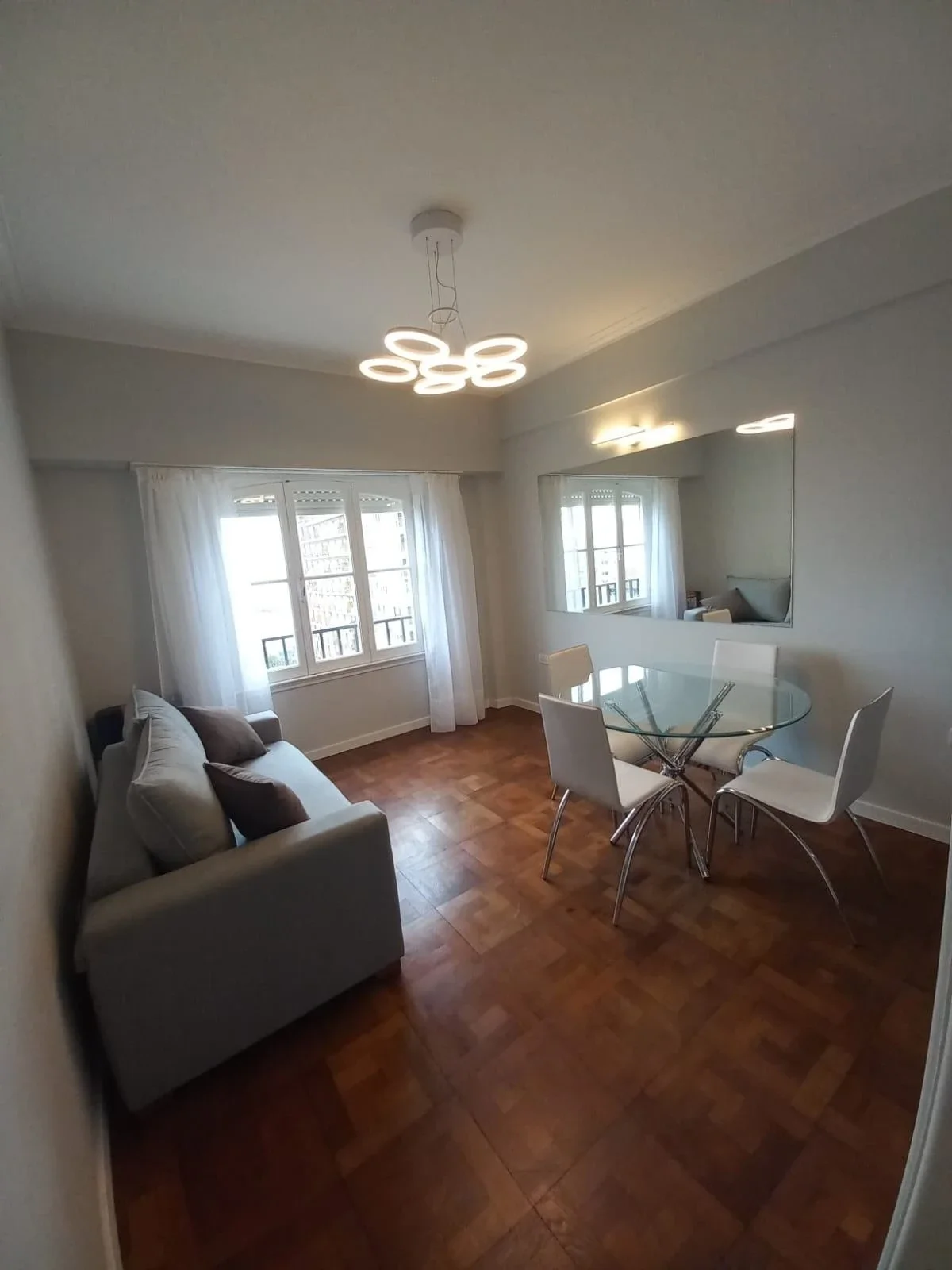 Venta departamento 3 ambientes A la calle. Zona Punta Iglesia - Imagen 3