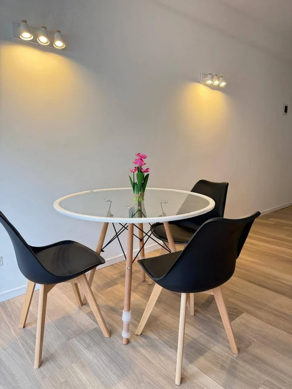 Venta Departamento 1 ambeinte y Medio. Zona Plaza Colón - Imagen 2