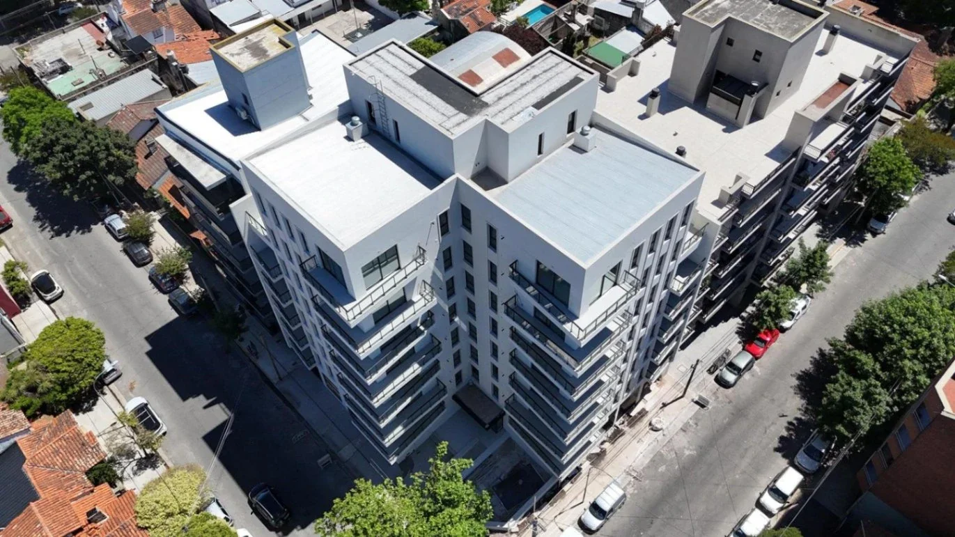 Venta Departamento 3 ambientes con Cochera y Baulera. Zona Aldrey - Imagen 3
